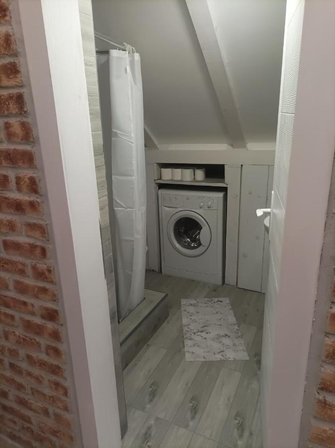 Apartmani Marija Zemun Zemun Polje Экстерьер фото